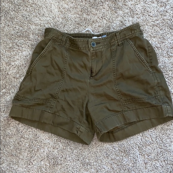 army green shorts - Picture 1 of 2
